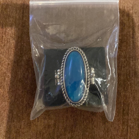 3/$15 🌟 🆕NIP: Paparazzi Oval Oasis - Blue Ring - Picture 4 of 5